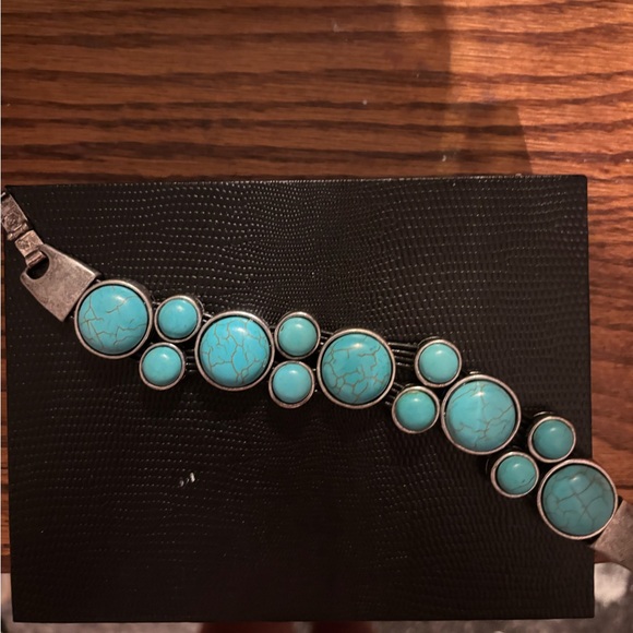 Turquoise and Silver Bracelet - Picture 2 of 2